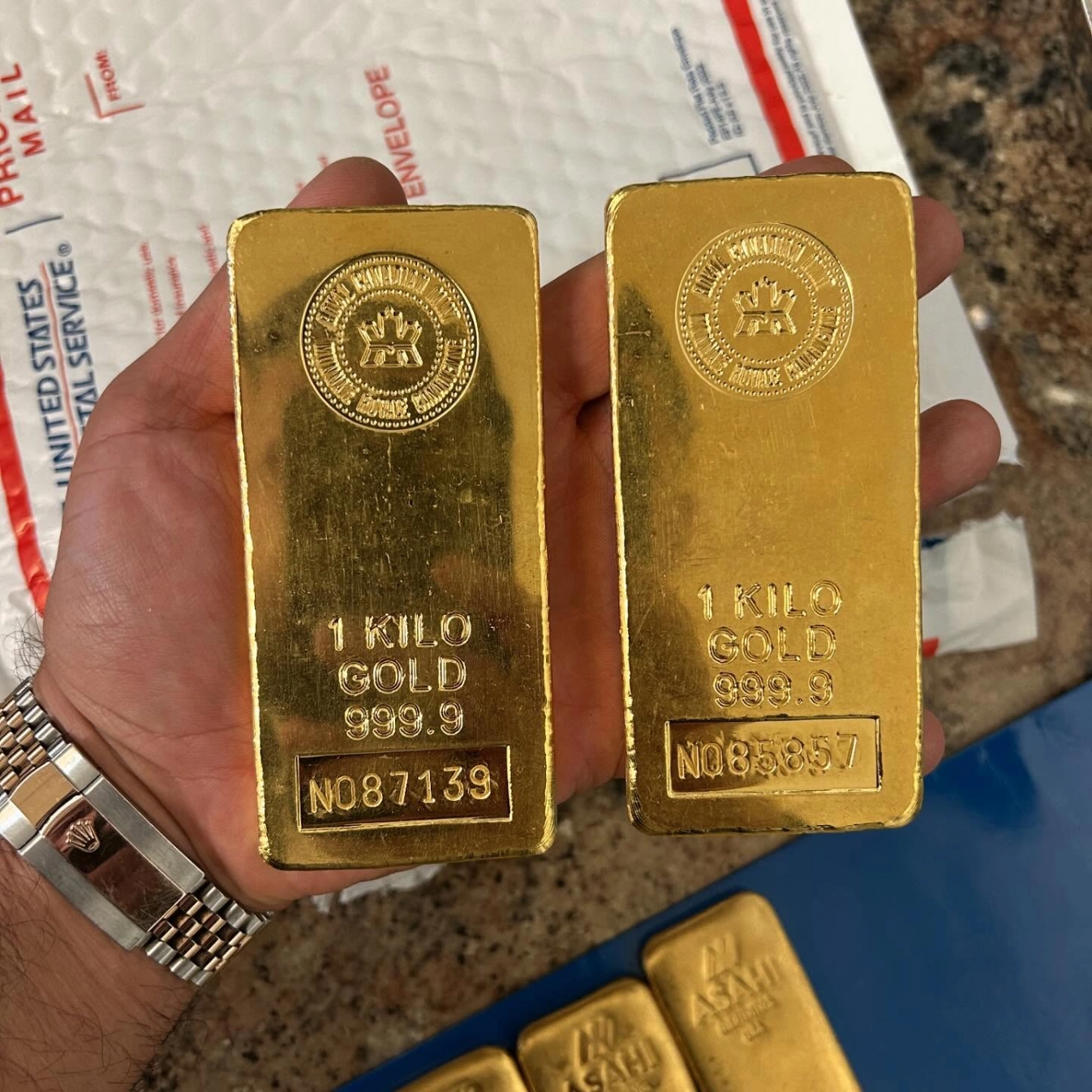 1 Kilo Royal Canadian Mint Gold Bar
